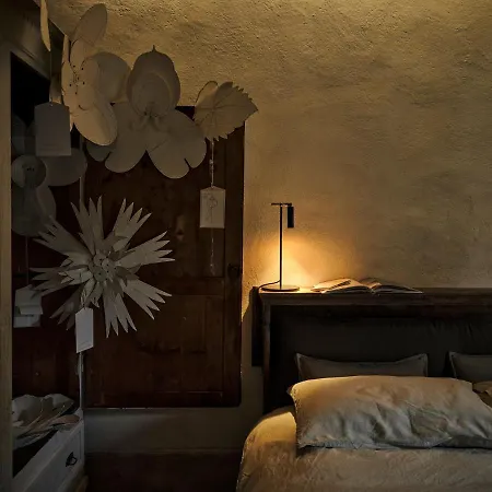La Malvina ~5* Centro Storico~ Giardinetto Privato 圣阿兹吉罗迪奥